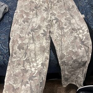 Old Navy Men's Gray Camouflage Cargo Pants